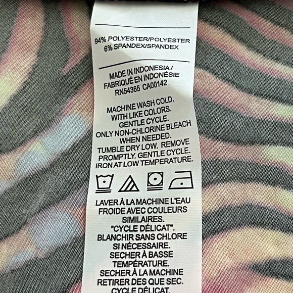 ADX ladies top in bright print! - Picture 5 of 8